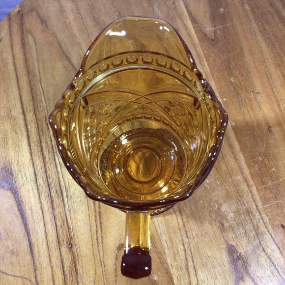 Vintage Richards and Hartley Daisy and Buttons Amber Glass Footed Pitcher - Picture 5 of 6